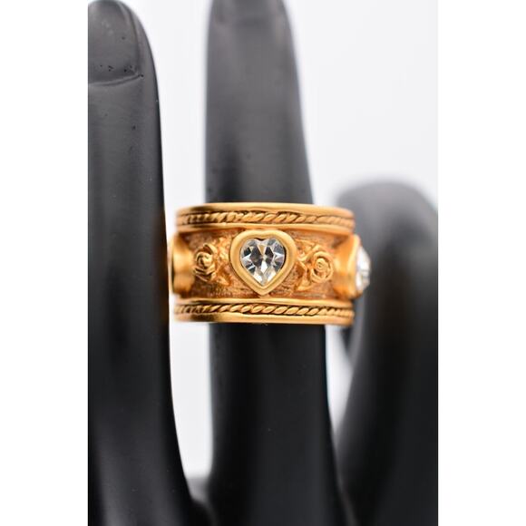 Elizabeth Taylor Vintage Ring Size 5 Brushed Gold Rhinestone  Elizabeth Taylor Vintage Ring Size 5 Brushed Gold Rhinestone Crystal Heart RARE